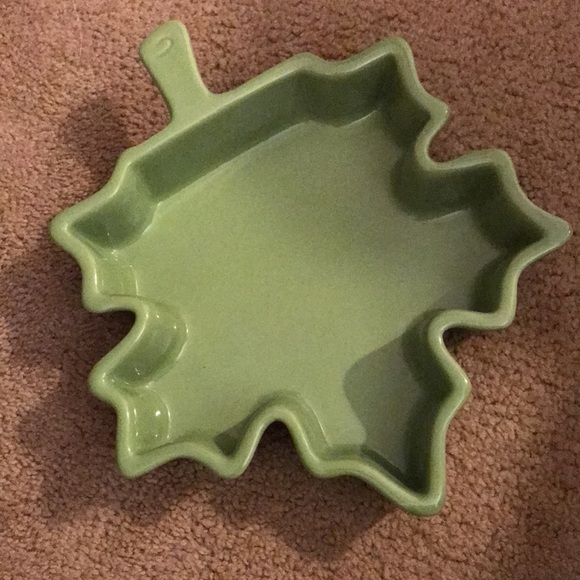 CHANTAL Maple Leaf 1-qt. Ceramic Bakeware *Baking Dish* - Picture 8 of 8